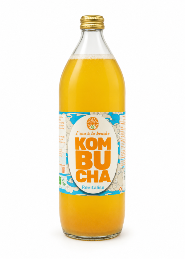Kombucha Revitalise L’eau à la bouche, bouteille 1 L sur fond blanc